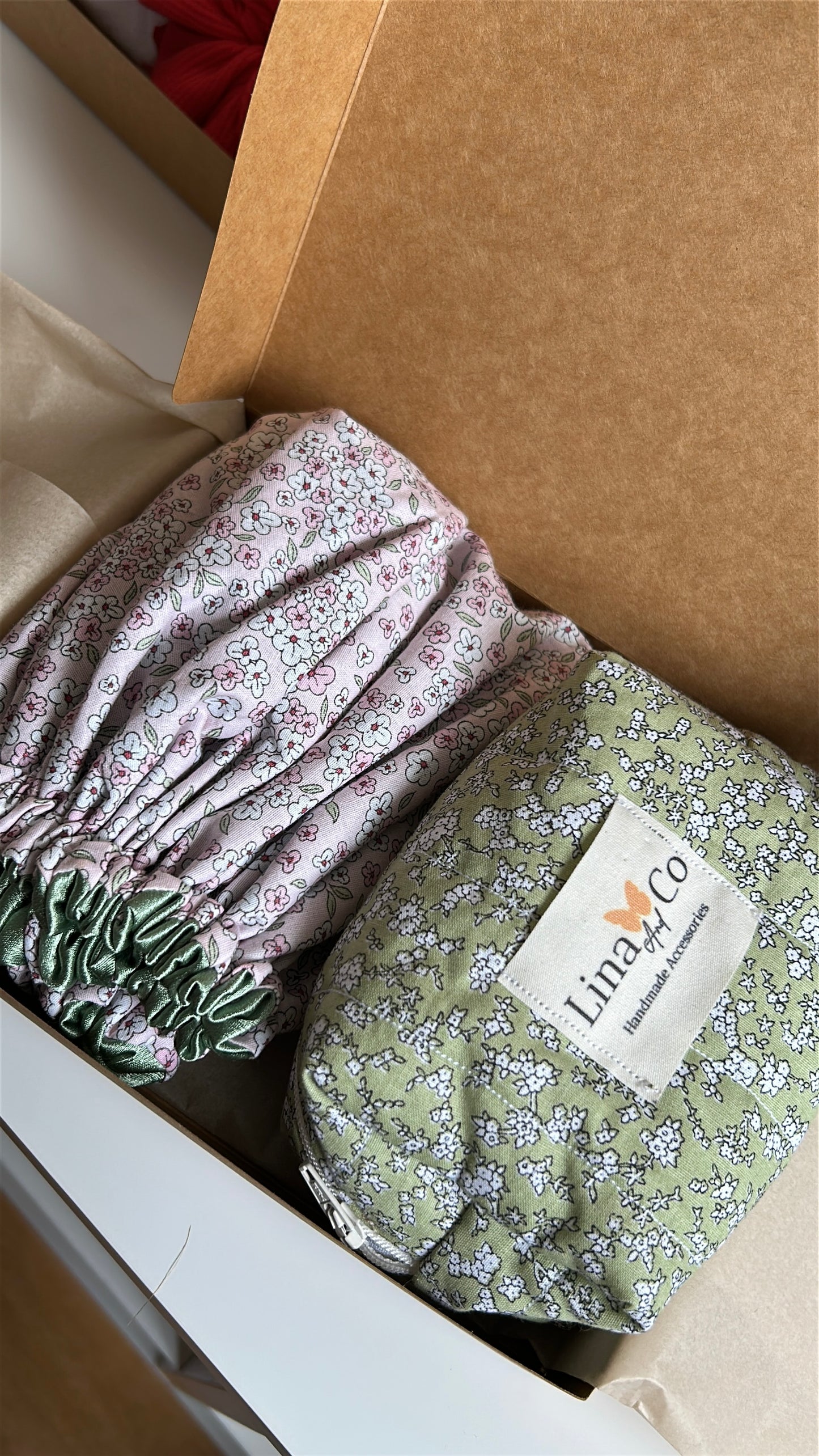 Coffret Soin Mini Trousse + Bonnet en Satin